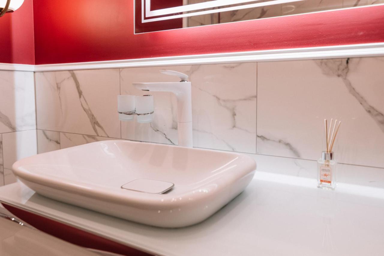Royal Tower Vip Smart Apartments 4 Київ Екстер'єр фото